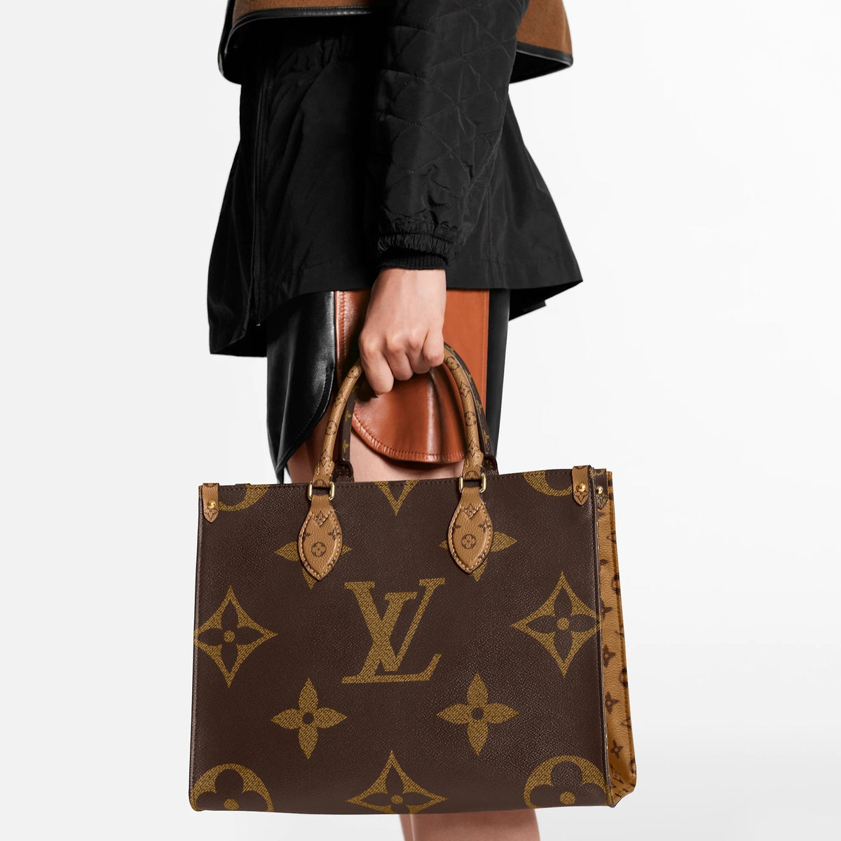 LV OnTheGo MM Tote Bag Monogram